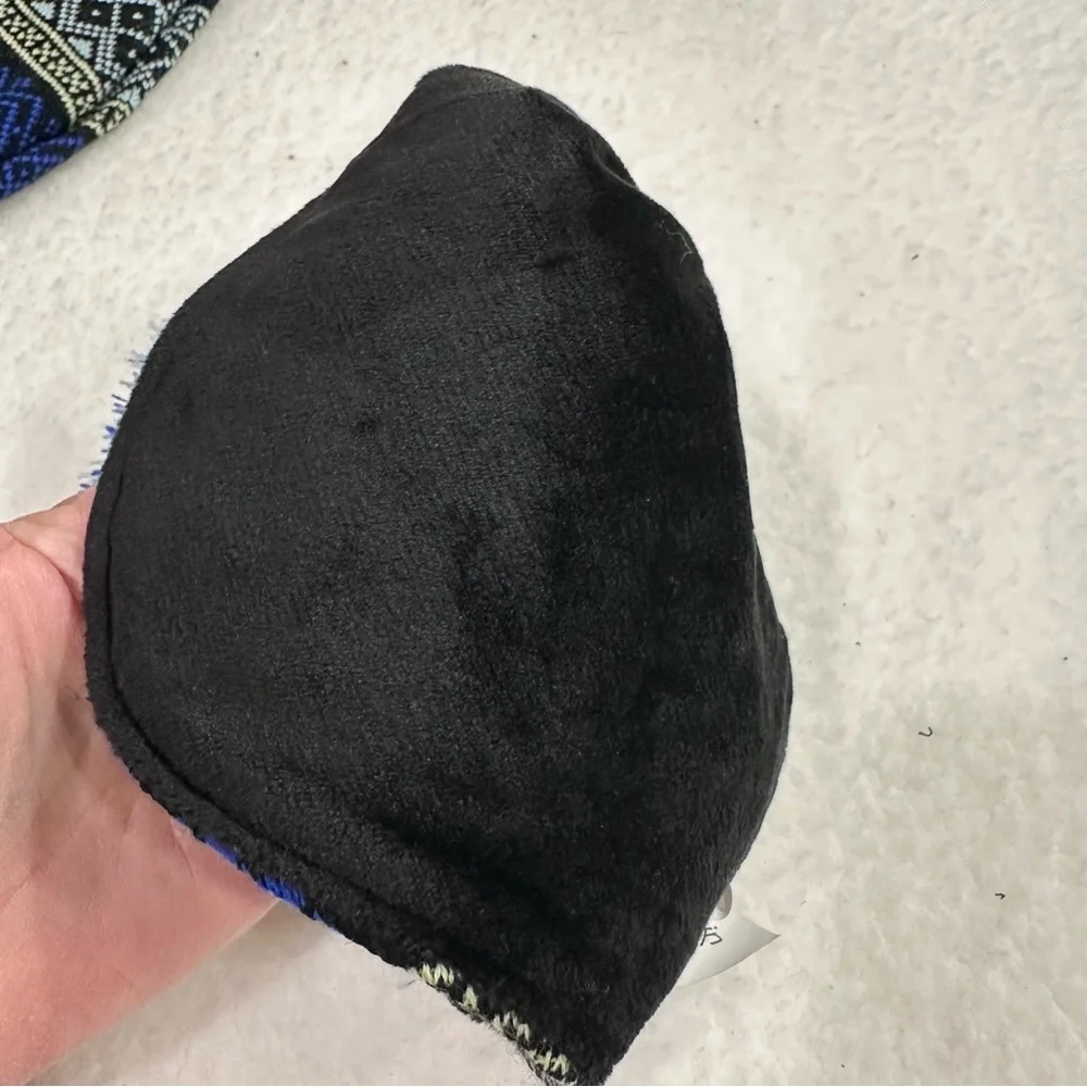 Youth Cozy Cabin Knit Hat